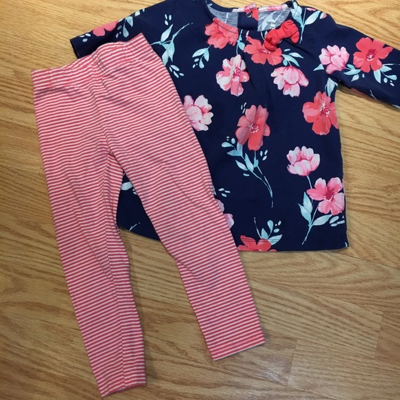 2t Carters Bundle with Valentine’s Day Outfit - Picture 8 of 8